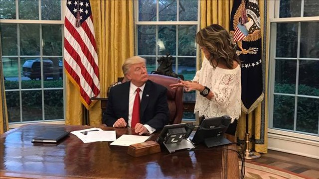 Trump condemns Holocaust deniers, anti-Semitism