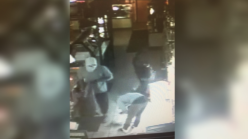 Deputies seeking suspects in Amite Quickway burglary