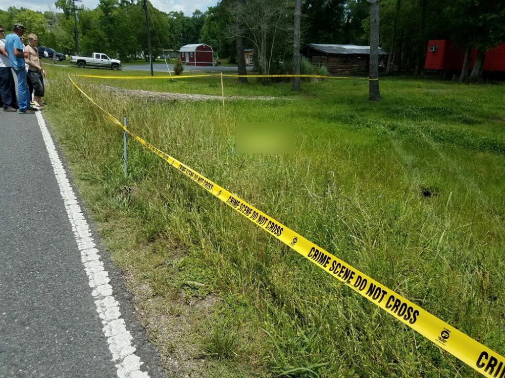 Police identify body found in ditch on Highway 404 in Iberville