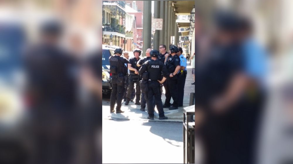 Police investigating murder on Bourbon Street, one in custody