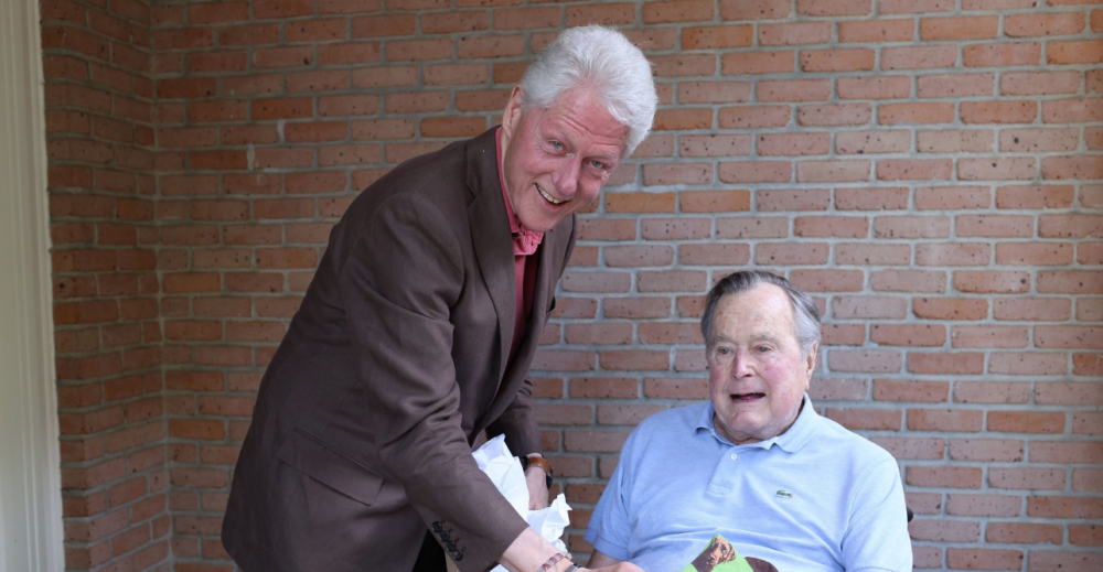 Bill Clinton visits Bush family in Houston