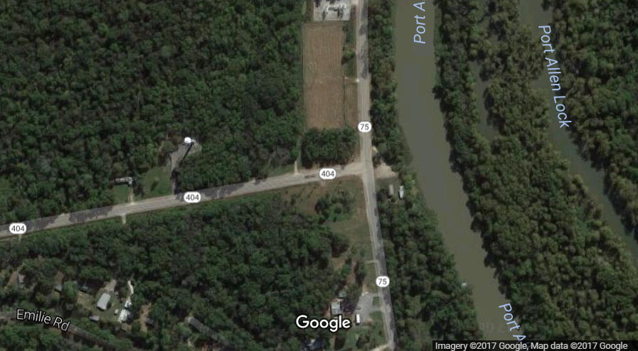 Body found in ditch on Highway 404 in Iberville