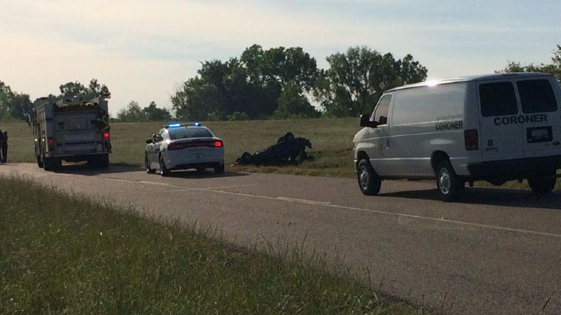 Police: one dead in River Road crash