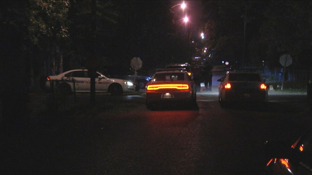 Police responding to early morning shooting on Winnebago Street