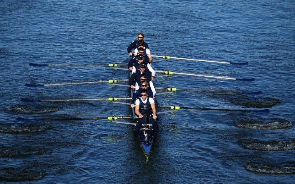 Oxford-Cambridge boat race to go on after WWII bomb removed
