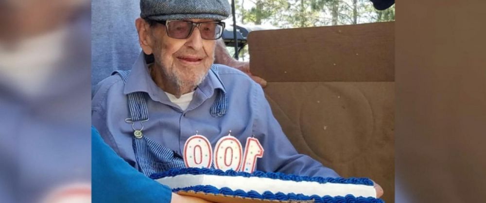 WWII vet, 102, receives high school diploma, overdue medals