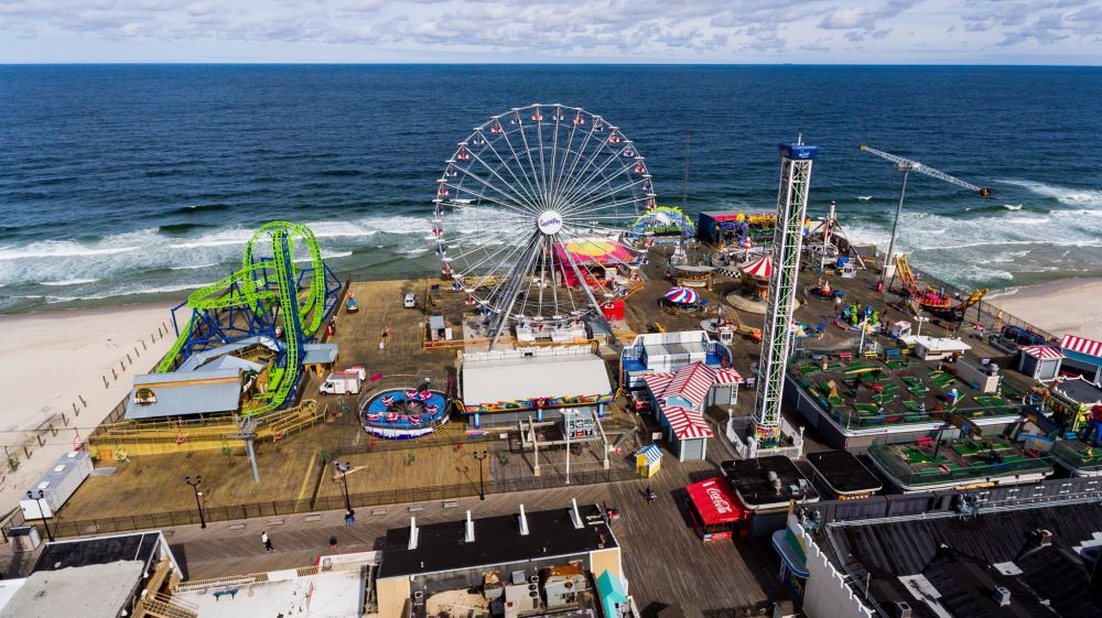 New roller coaster replaces the one Sandy plunged into sea