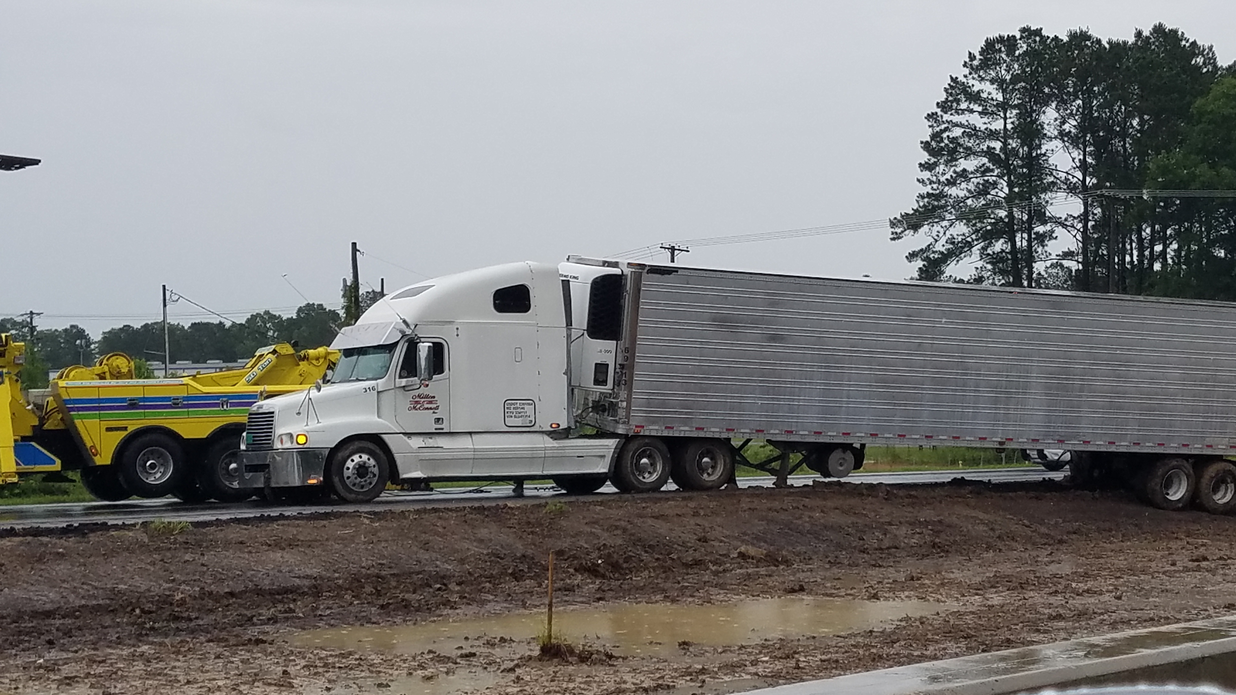I-12 West reopens at Satsuma after vehicle recovery