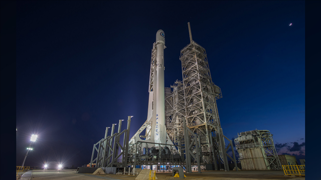 SpaceX launches top-secret spy satellite for US government