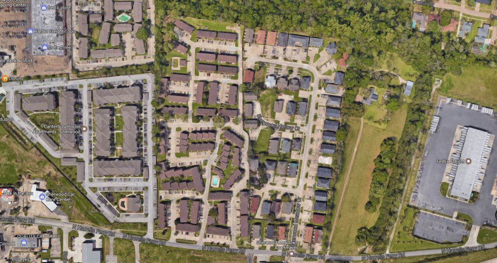 Electrical shortage causes apartment building fire