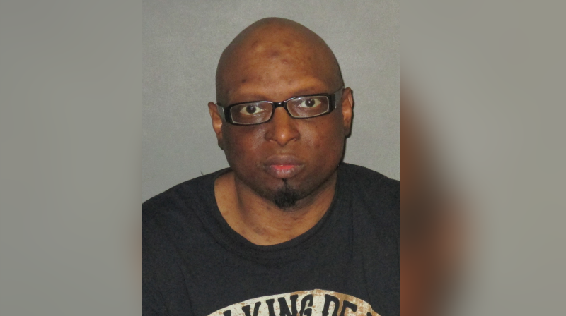 EBRSO: Man strangles girlfriend, throws dog out of apartment