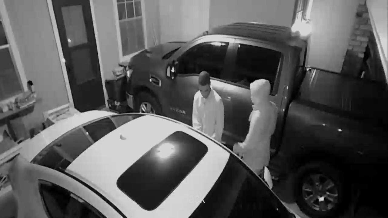 BRPD searching for suspects in Park Forest vehicle burglaries