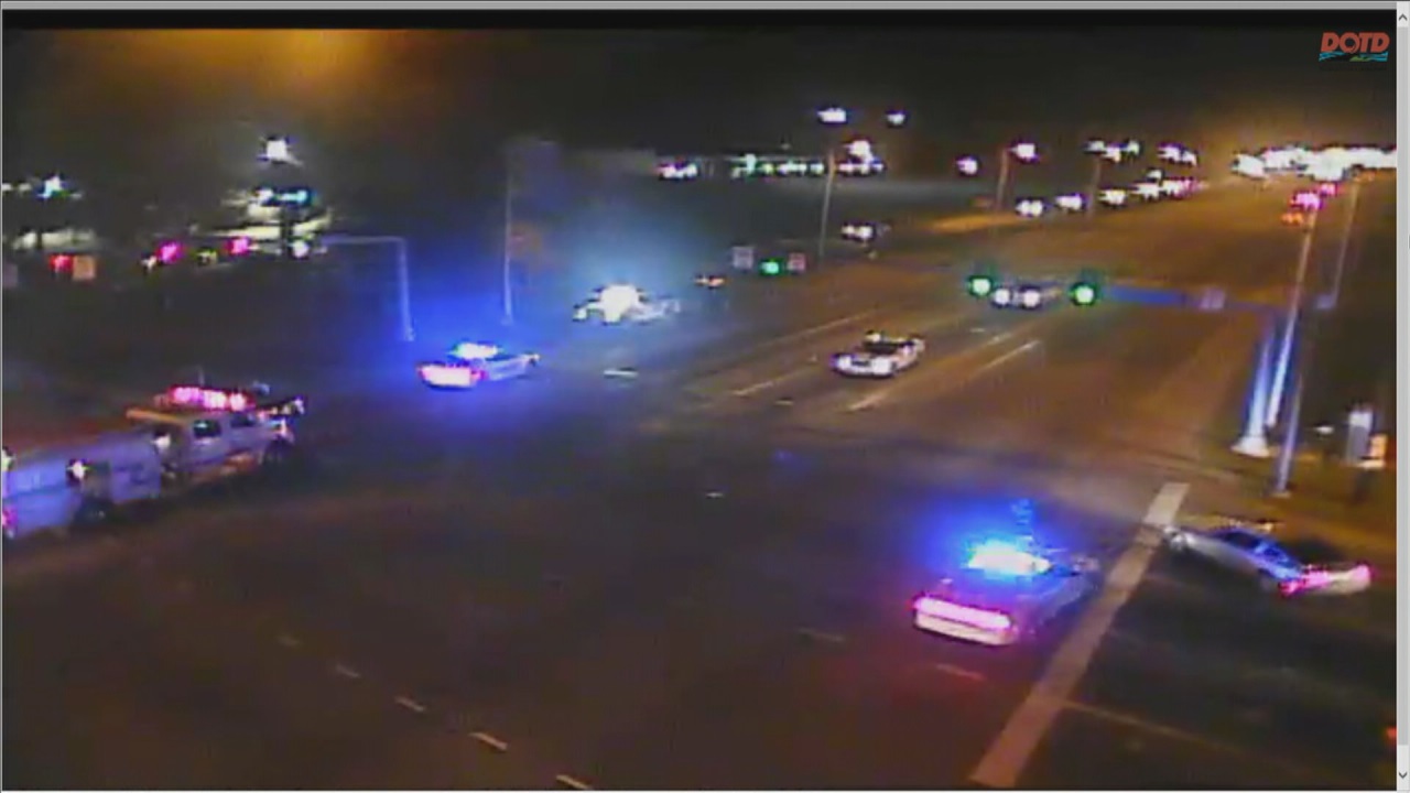 BRPD responding to crash involving motorcycle on Florida Blvd.