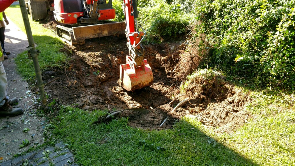 City-Parish fixes sinkhole following 2 On Your Side report