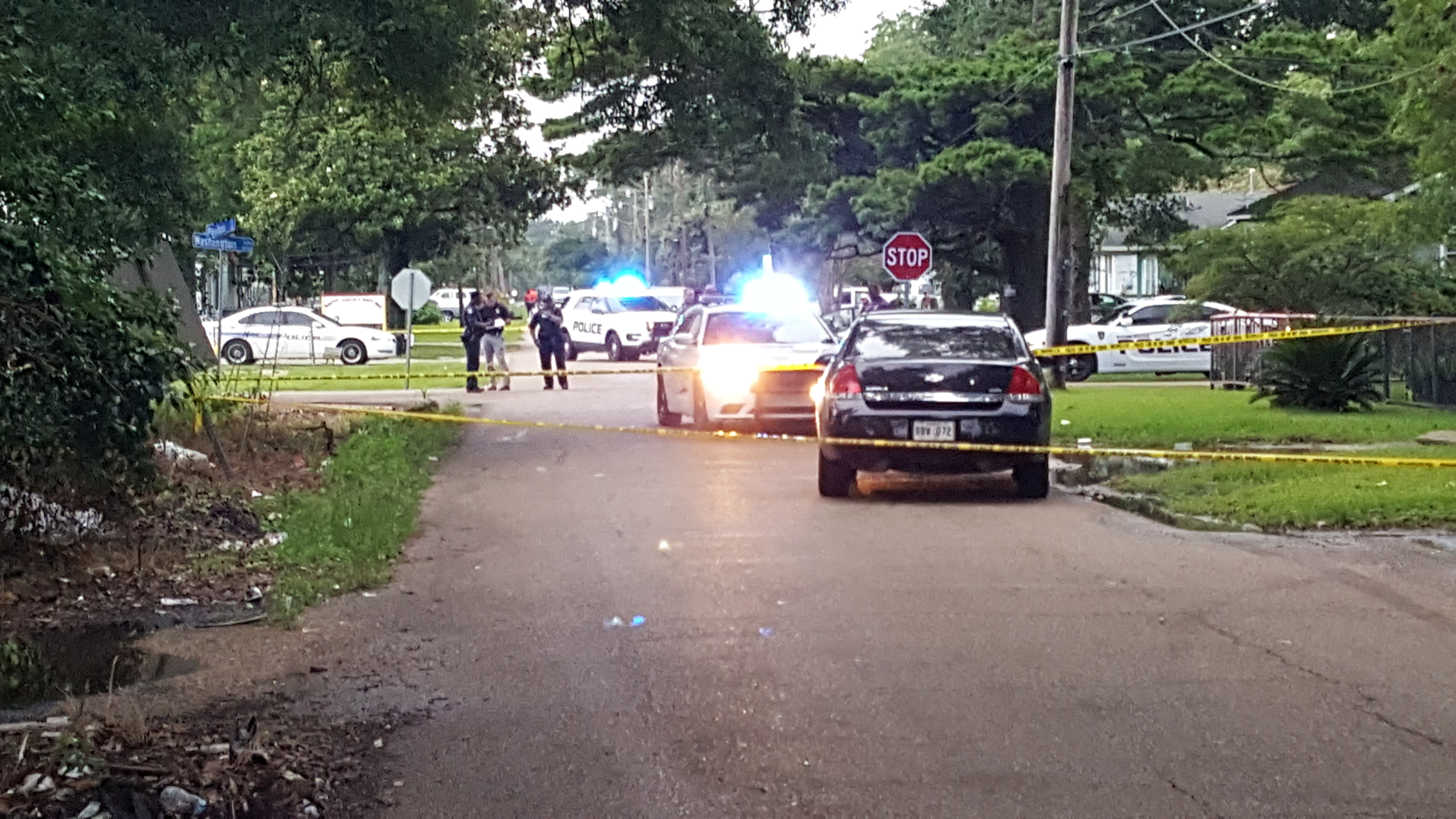 One hospitalized in shooting on Washington Avenue