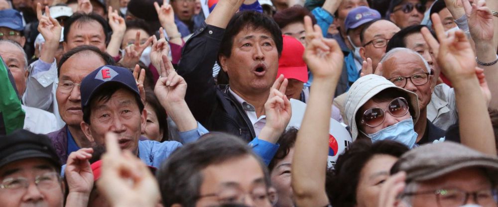 S. Koreans vote for new president to succeed ousted Park