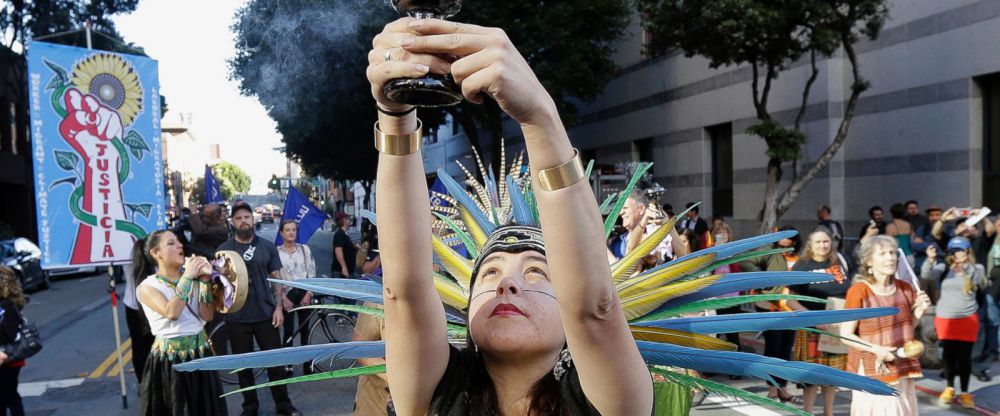 Thousands rally in US for workers, immigrants, against Trump