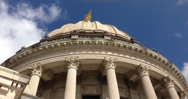 Mississippi special session focuses on budgets, short-term and long-term