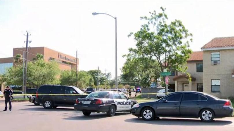 Suspect dead, 3 police officers wounded in Texas shootout