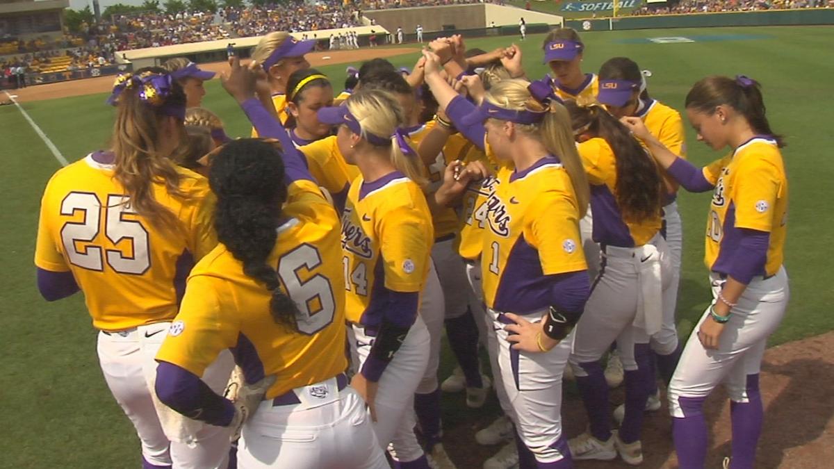 Kelly Barnhill throws 2-hitter, leads Florida past LSU 7-0