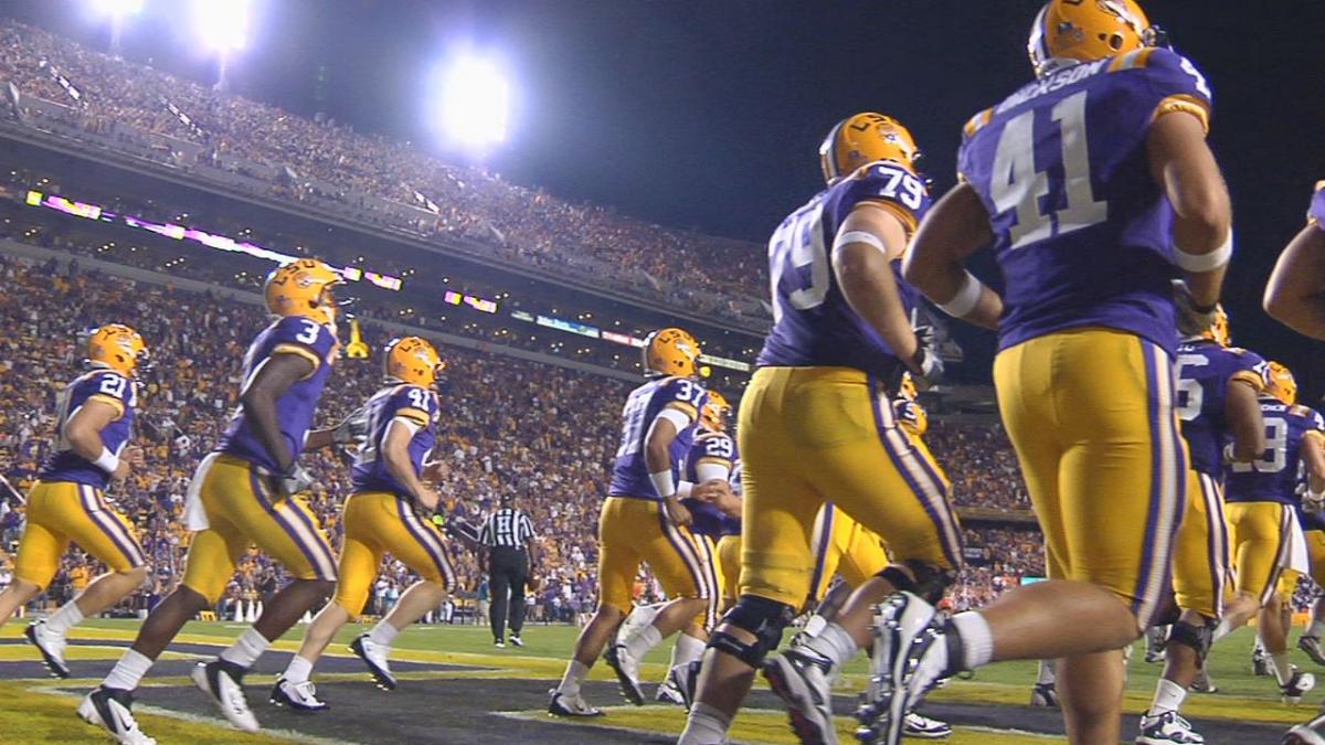 Challenges await No. 18 LSU QB, offensive line at Auburn