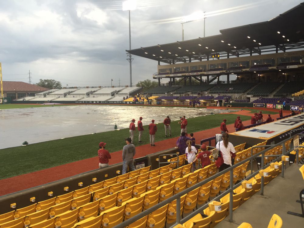 Red Cross to raise money for flood victims at LSU doubleheader Saturday
