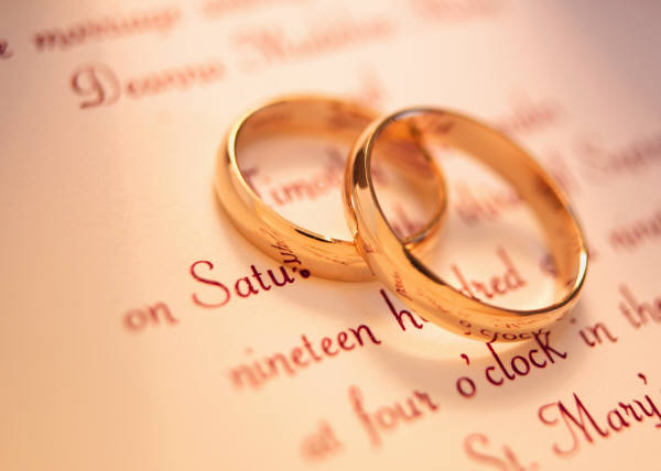 Alaska women wed at NYC's Empire State Building | WBRZ News 2 ...