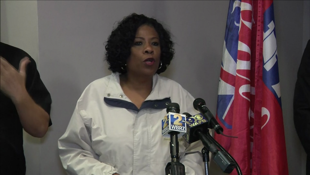 Mayor Broome urges residents to stay off roads during icy weather